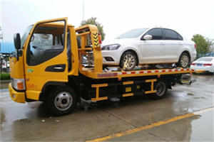 千家店附近拖车救援24小时服务热线